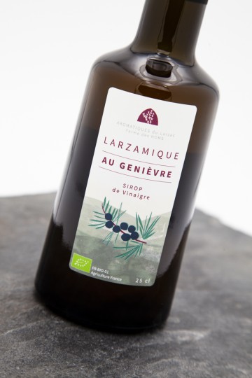 Vinaigre Larzamique au Genièvre  25cl